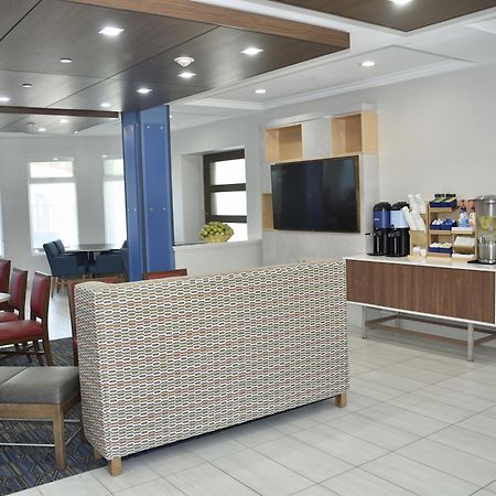 Holiday Inn Express Windsor Sonoma Wine Country By Ihg Extérieur photo