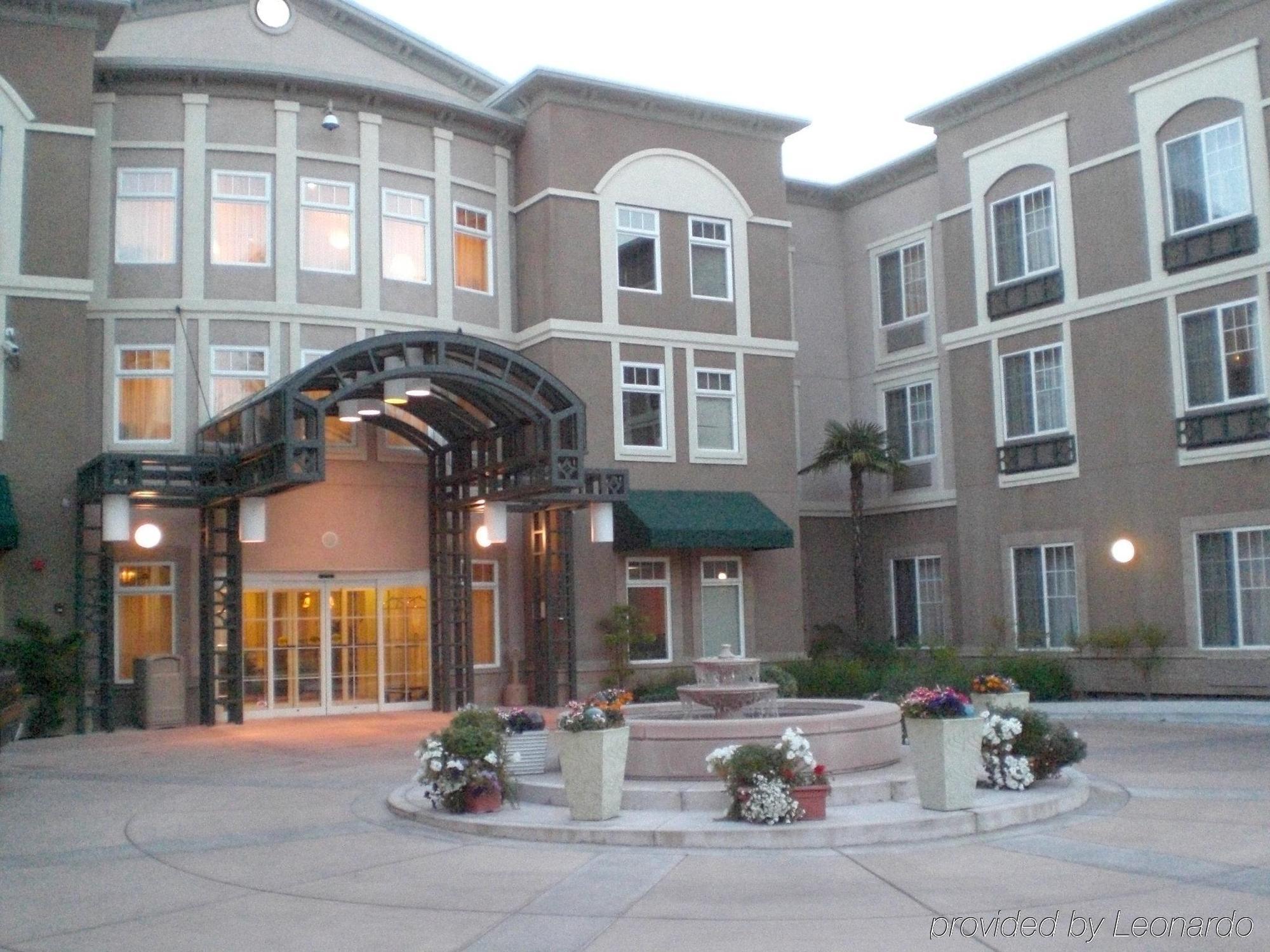 Holiday Inn Express Windsor Sonoma Wine Country By Ihg Extérieur photo