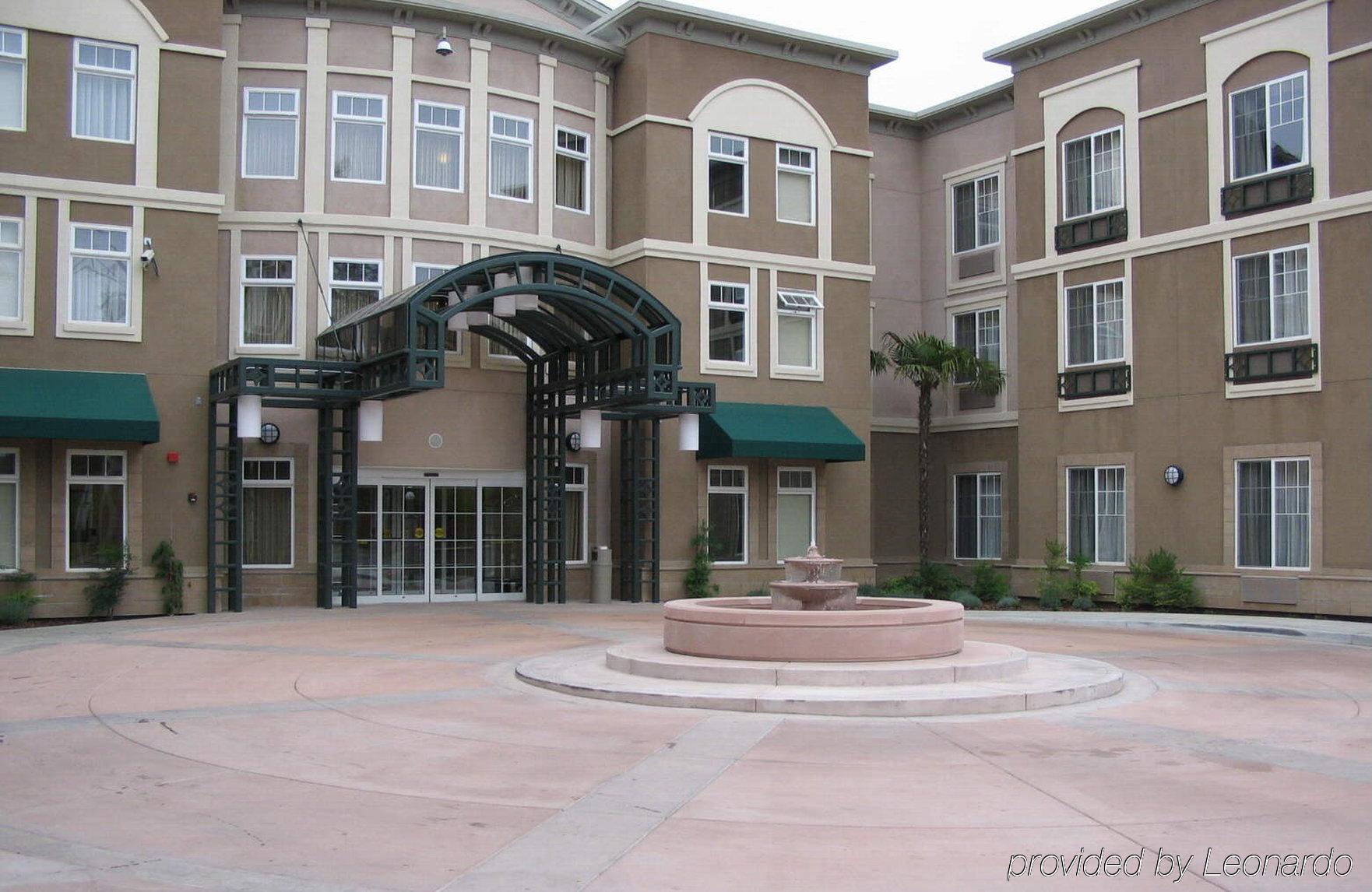 Holiday Inn Express Windsor Sonoma Wine Country By Ihg Extérieur photo
